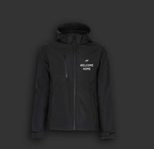 Lade das Bild in den Galerie-Viewer, Softshelljacke "WELCOME HOME" (schwarz – unisex)