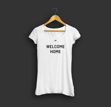 Lade das Bild in den Galerie-Viewer, Shirt &quot;WELCOME HOME&quot; (schwarz / weiß – Ladies)
